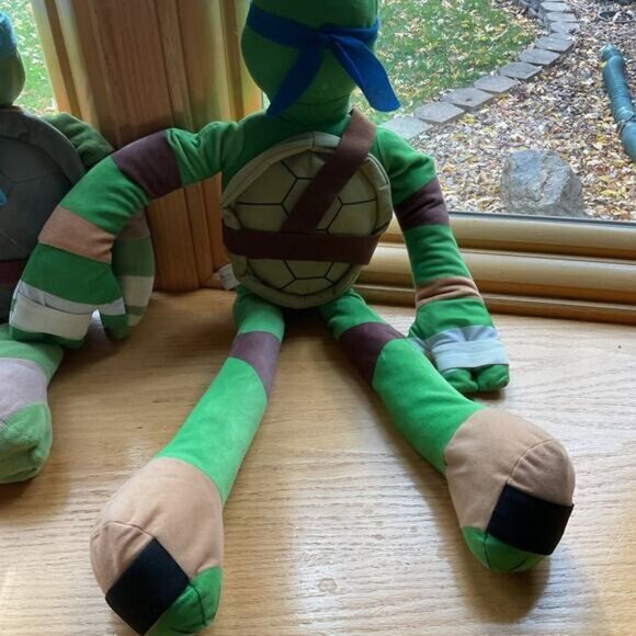 Nickelodeon Teenage Mutant Ninja Turtles Leonardo Plush Pillow Set - Picture 10 of 10